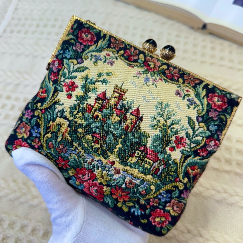 1930s 1940 French Petit Point Tapestry Purse Castle Floral Chain Kiss Lock Clasp